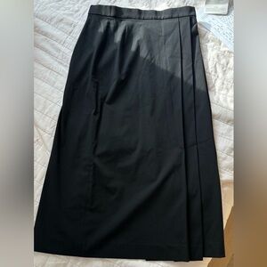 NWT Uniqlo Black Women's Skirt